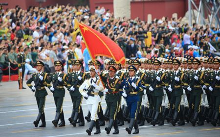 軍事パレードの練習風景　当日は中国を誇示する最新鋭の戦闘機や大陸間弾道弾などが披露されるという