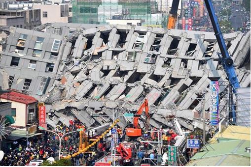 台湾　地震